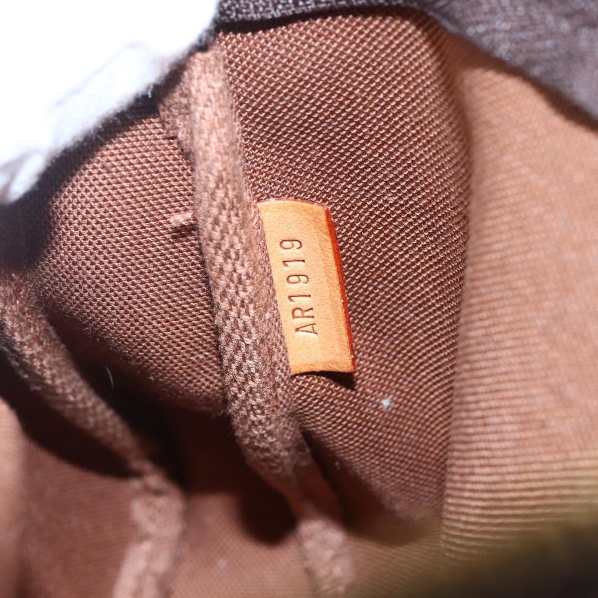 LOUIS VUITTON Monogram Pochette Accessoires Pouch M51980 LV Auth 147650