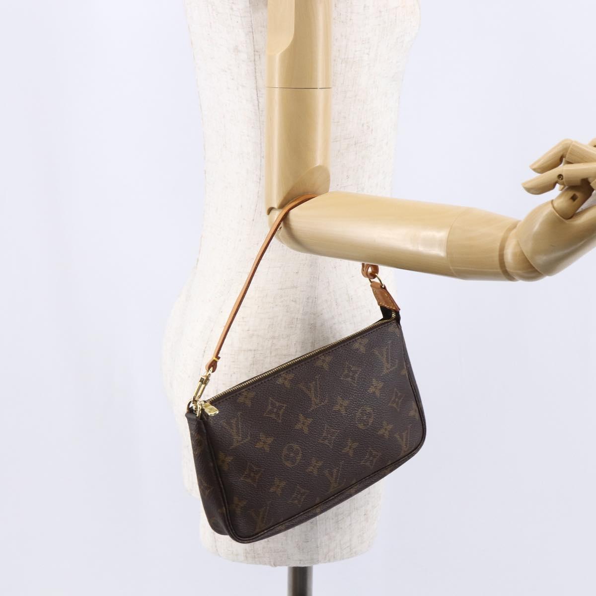 LOUIS VUITTON Monogram Pochette Accessoires Pouch M51980 LV Auth 147650