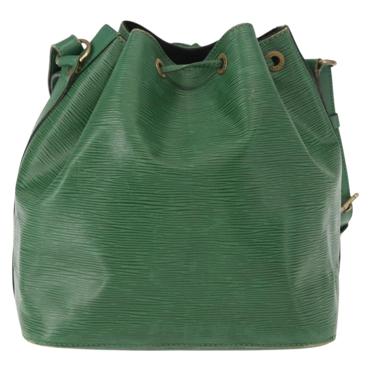 LOUIS VUITTON Epi Petit Noe Shoulder Bag Green M44104 LV Auth 147759