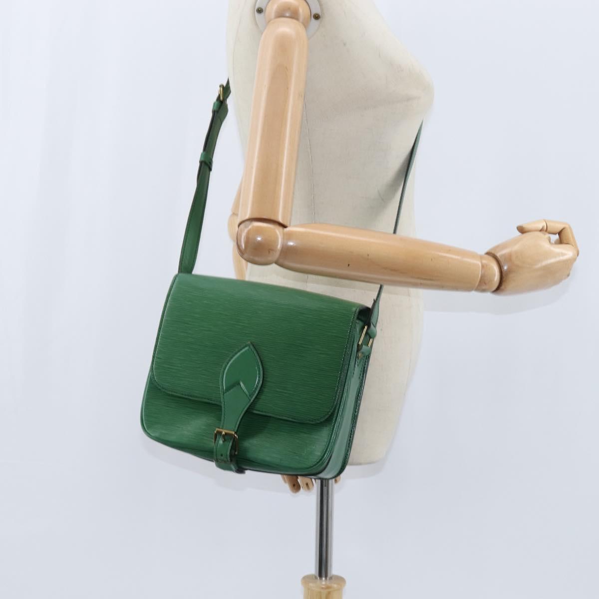 LOUIS VUITTON Epi Cartouchiere MM Shoulder Bag Green M52244 LV Auth 147850