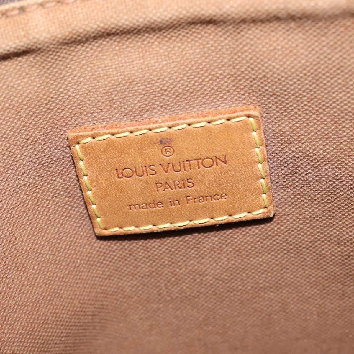 LOUIS VUITTON Monogram Pochette Bosphore Shoulder Bag M40044 LV Auth 148298