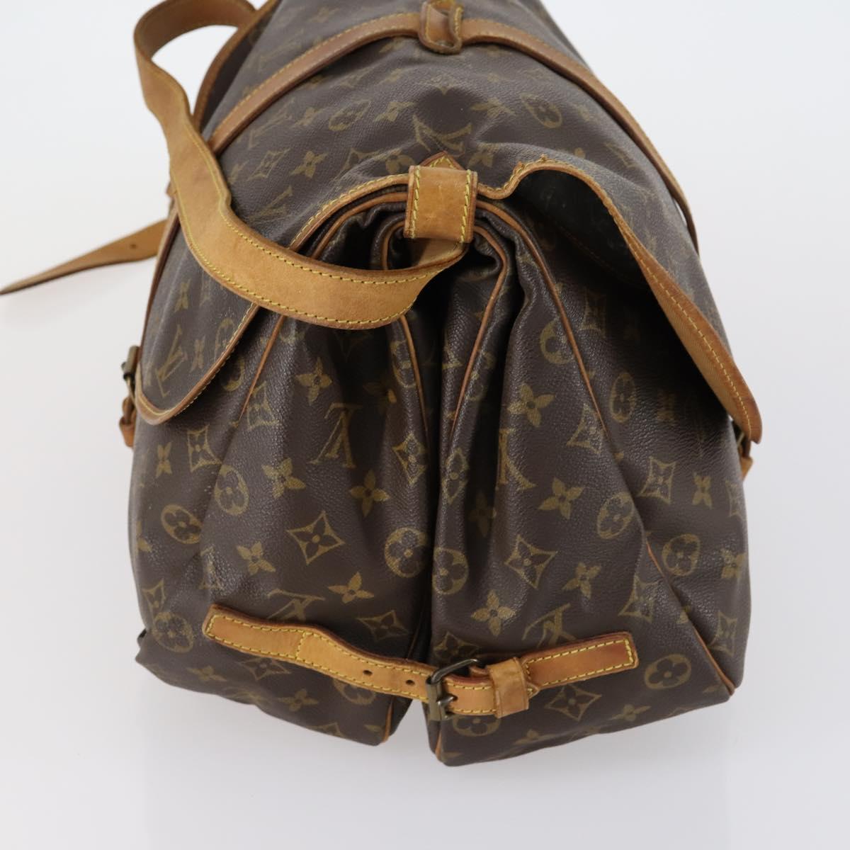 LOUIS VUITTON Monogram Saumur 35 Shoulder Bag M42254 LV Auth 148638