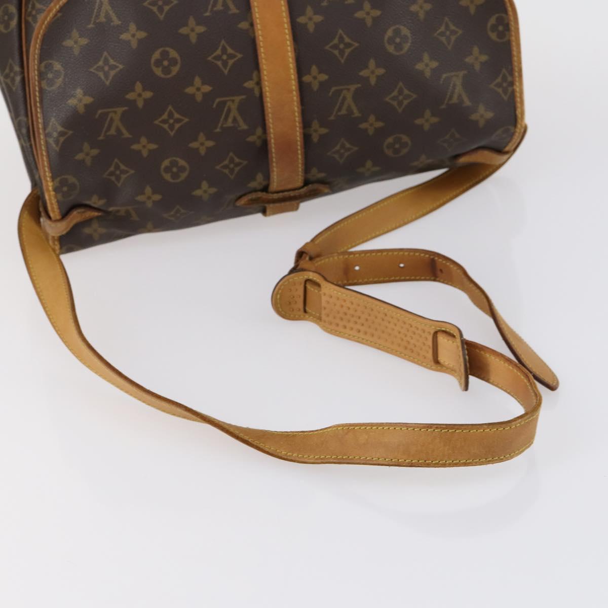 LOUIS VUITTON Monogram Saumur 35 Shoulder Bag M42254 LV Auth 148638