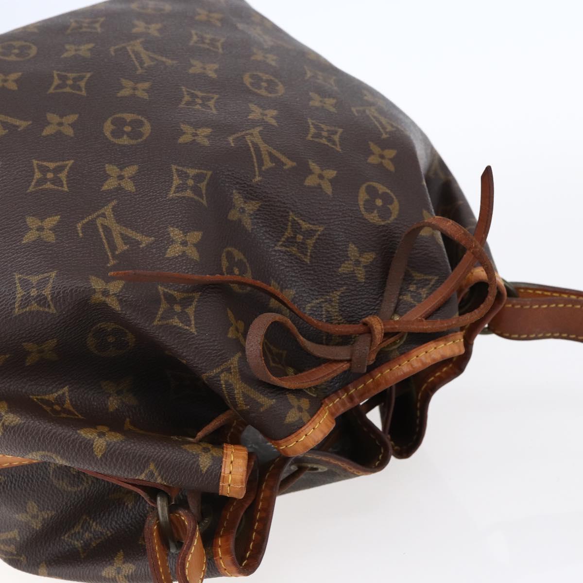 LOUIS VUITTON Monogram Petit Noe Shoulder Bag M42226 LV Auth 148717