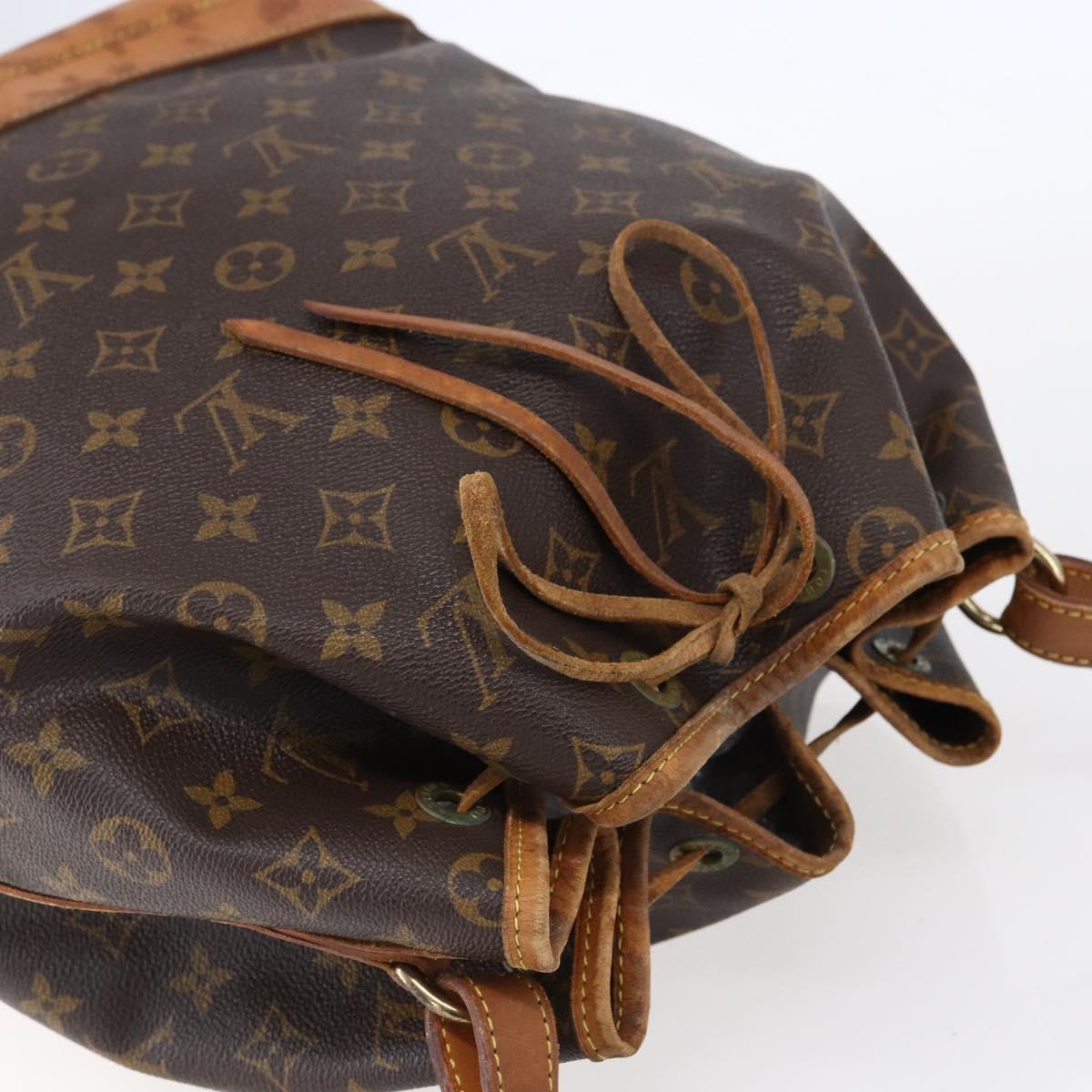 LOUIS VUITTON Monogram Noe Shoulder Bag M42224 LV Auth 148720