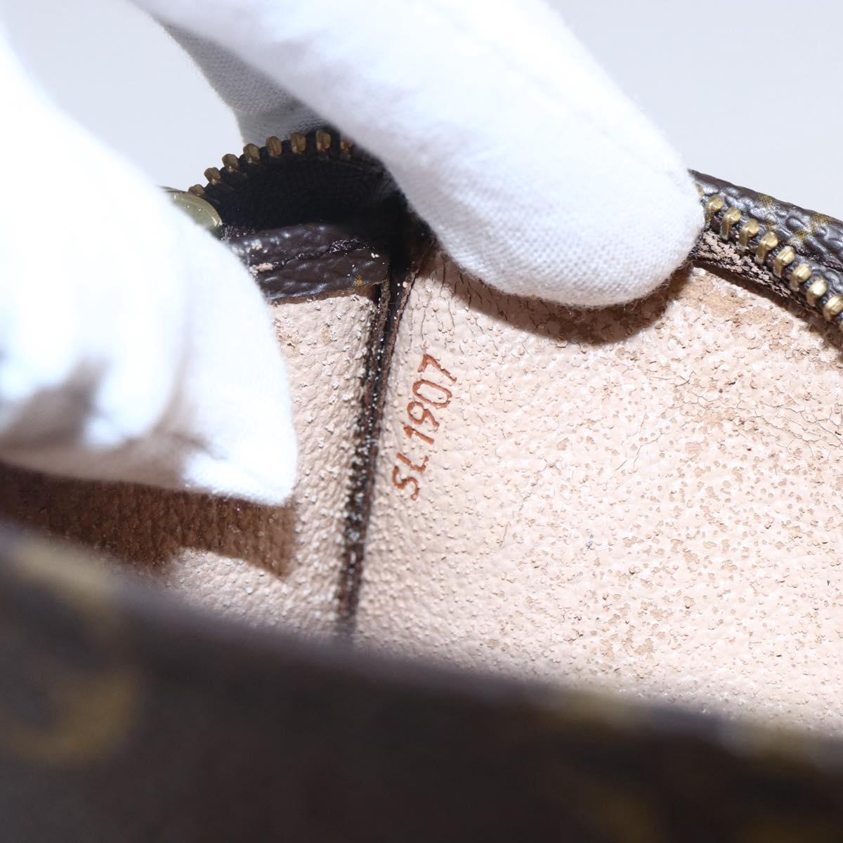 LOUIS VUITTON Monogram Poche Toilette 15 Pouch M47546 LV Auth 148774