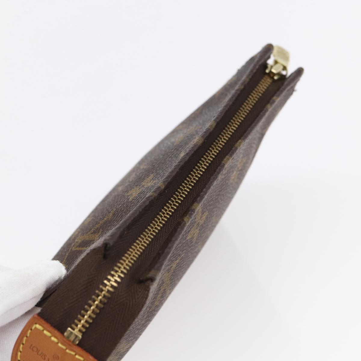 LOUIS VUITTON Monogram Poche Toilette 15 Pouch M47546 LV Auth 148774