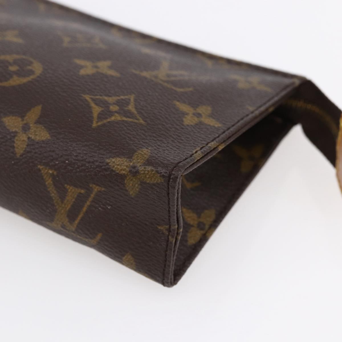 LOUIS VUITTON Monogram Poche Toilette 15 Pouch M47546 LV Auth 148774