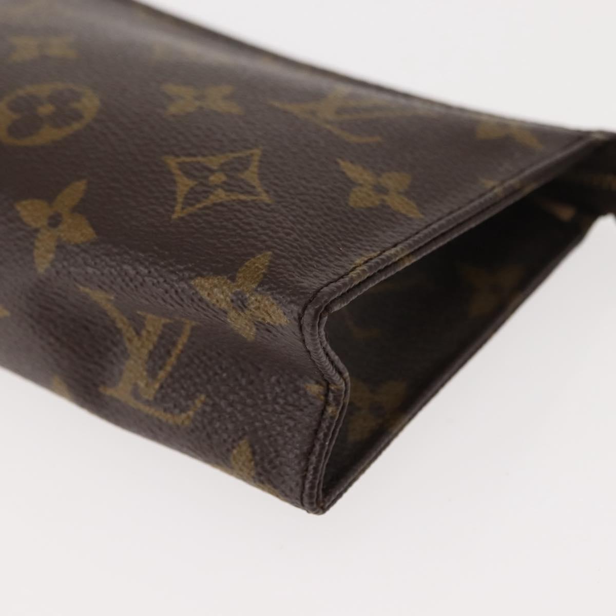 LOUIS VUITTON Monogram Poche Toilette 15 Pouch M47546 LV Auth 148928