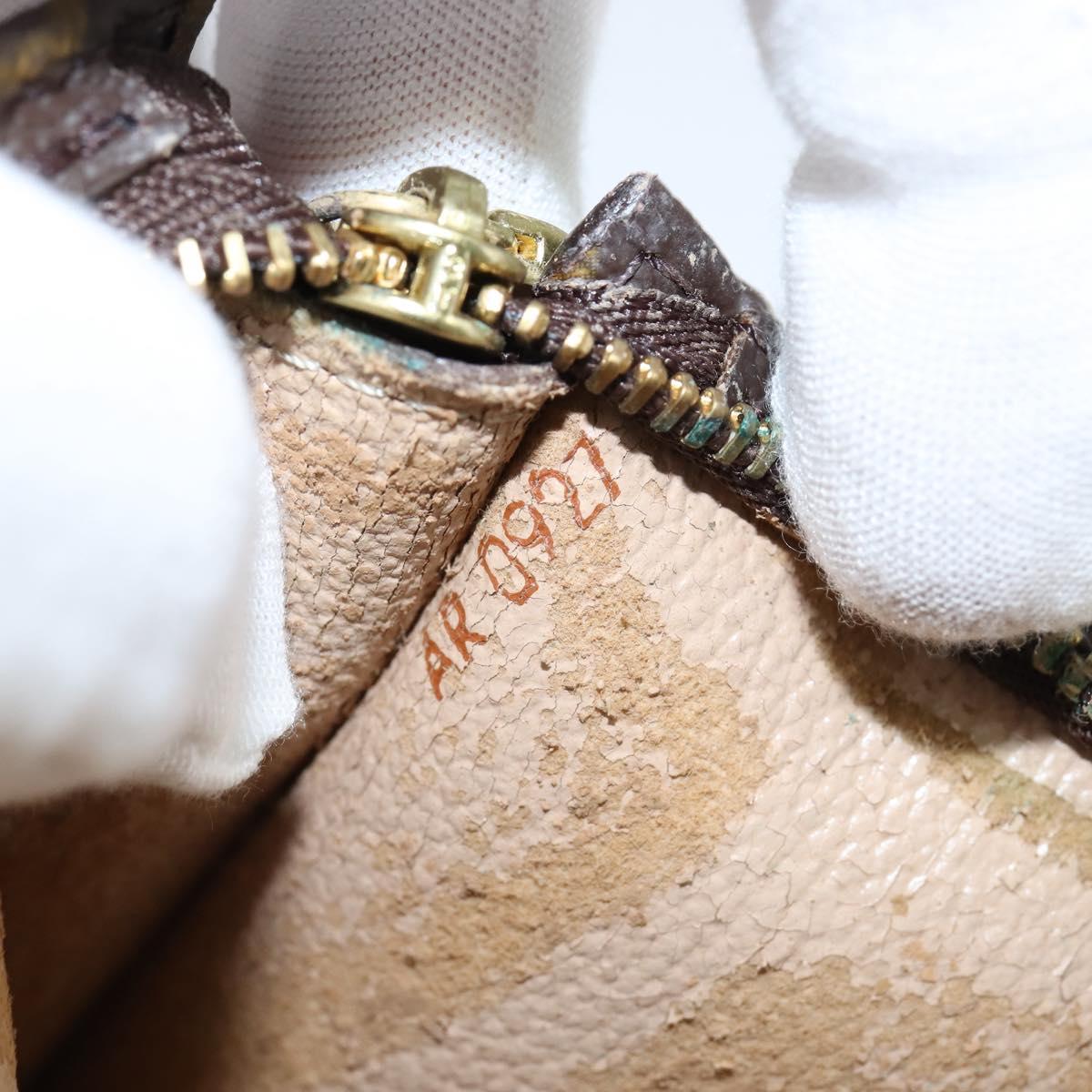 LOUIS VUITTON Monogram Bucket GM Accessory Pouch LV Auth 149172