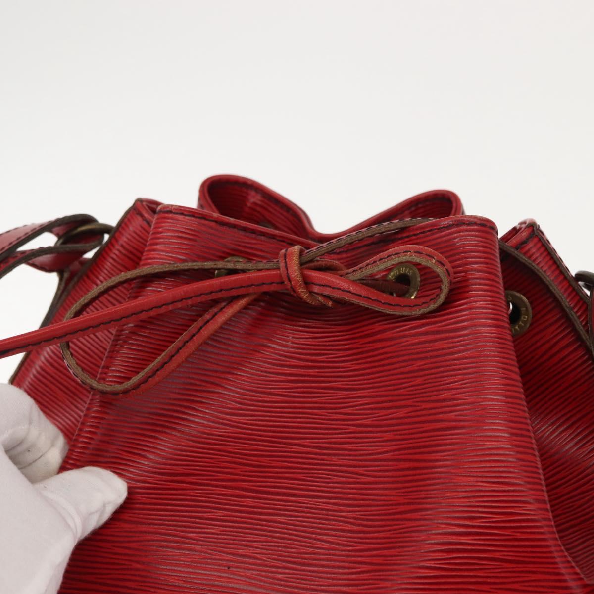 LOUIS VUITTON Epi Petit Noe Shoulder Bag Red M44107 LV Auth 149384
