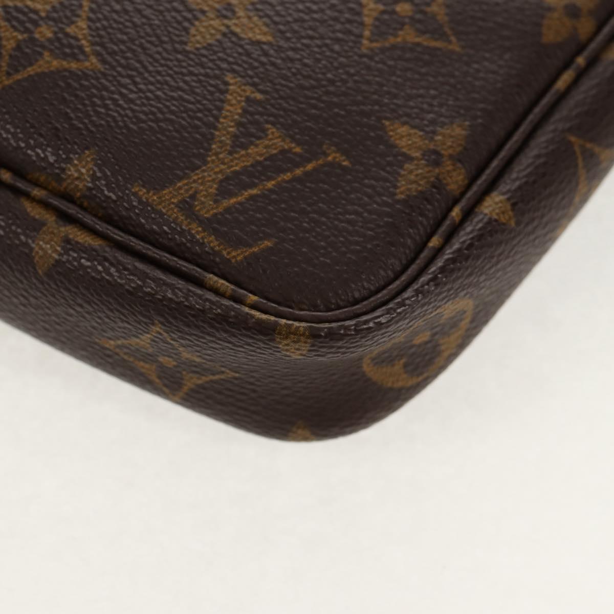 LOUIS VUITTON Monogram Pochette Accessoires Pouch M51980 LV Auth 149427V
