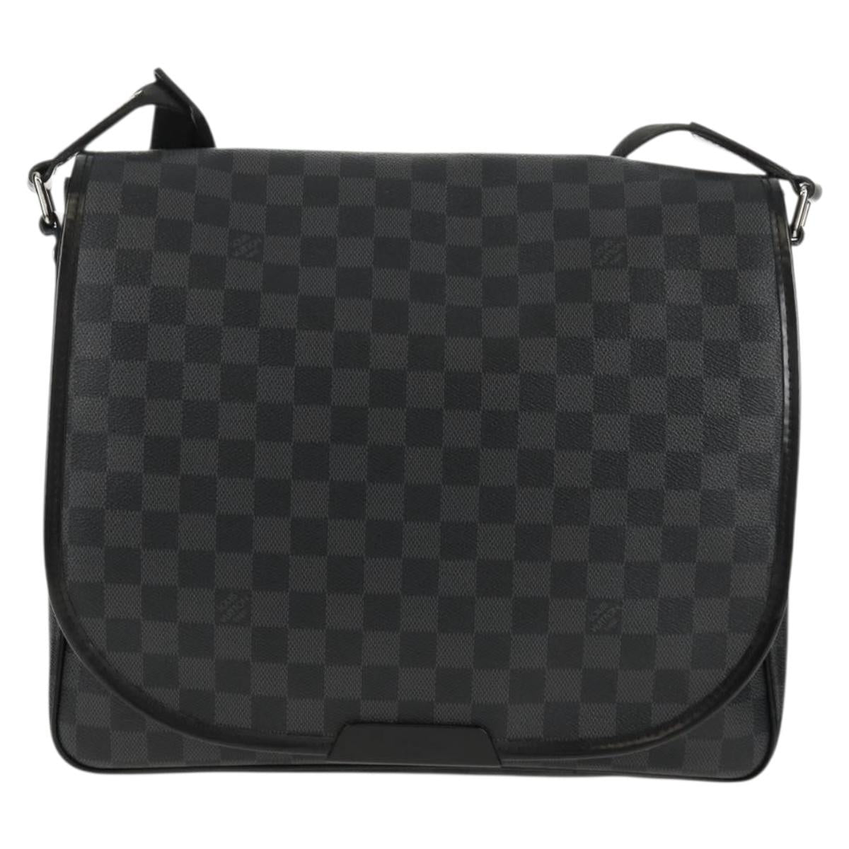 LOUIS VUITTON Damier Graphite Daniel MM Shoulder Bag N58029 LV Auth 149464V