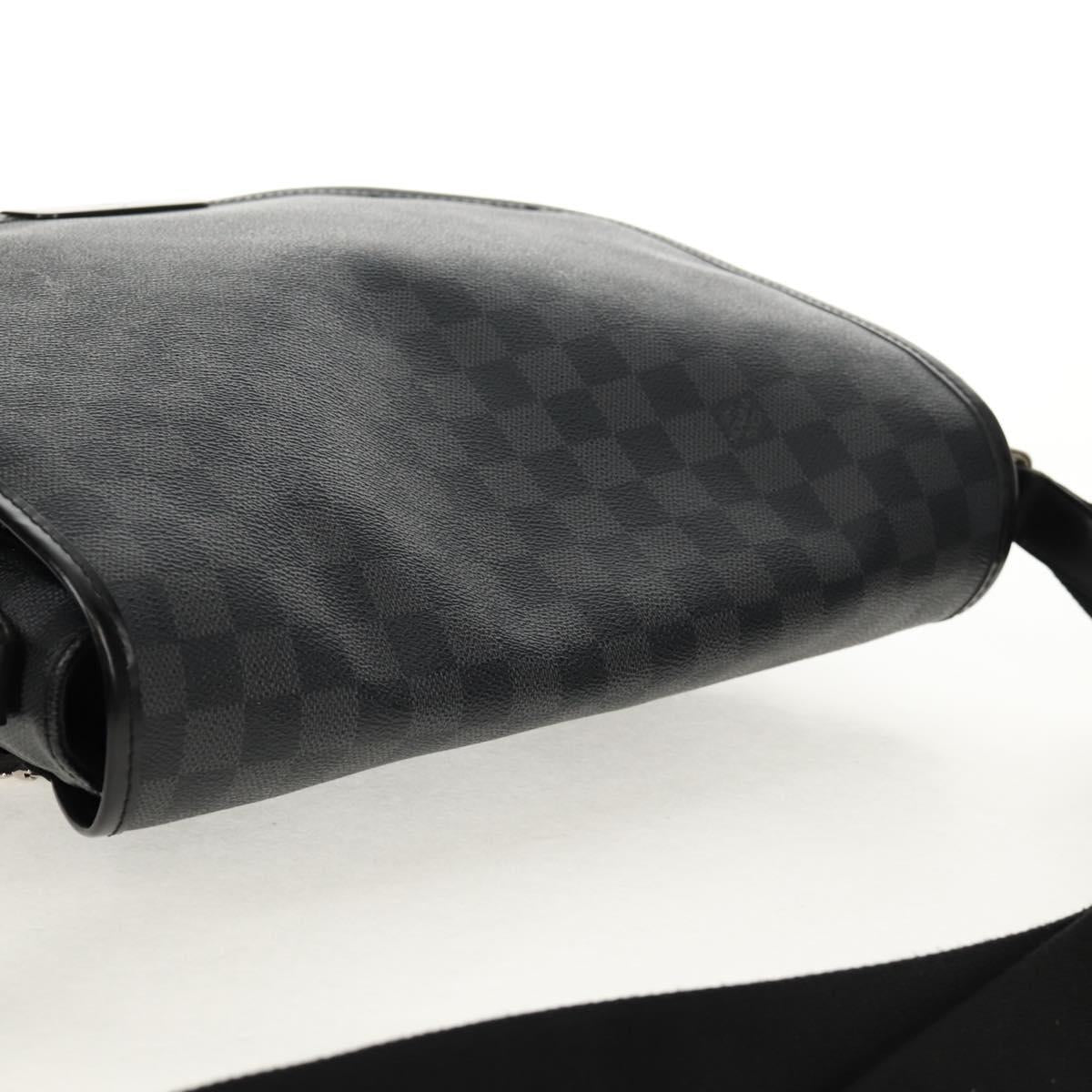 LOUIS VUITTON Damier Graphite Daniel MM Shoulder Bag N58029 LV Auth 149464V