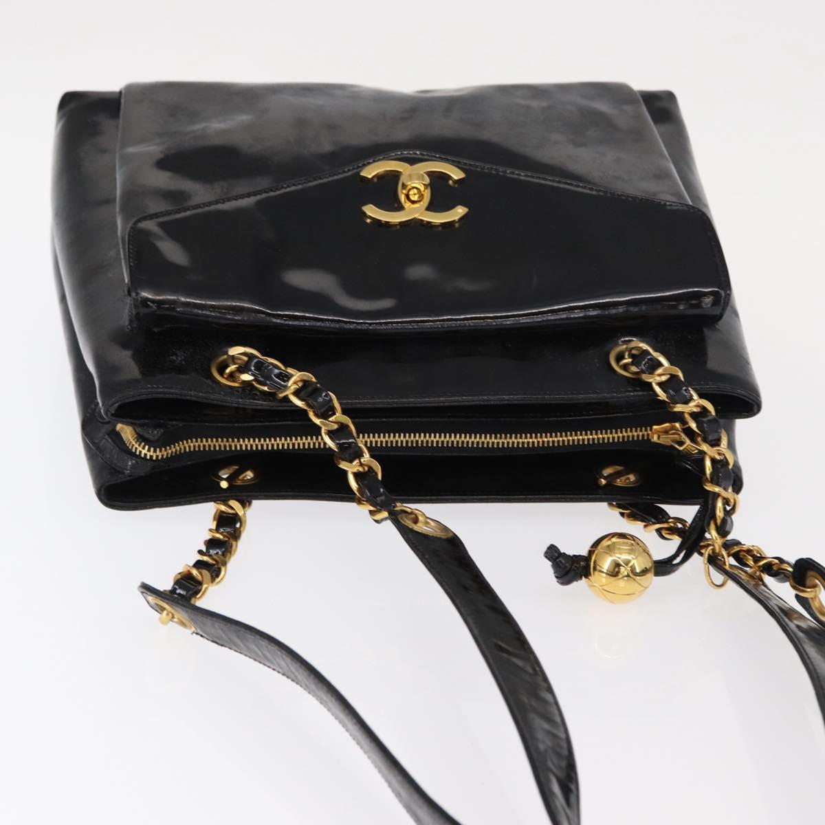 CHANEL Chain Shoulder Bag Patent leather Black Gold CC Auth 149519