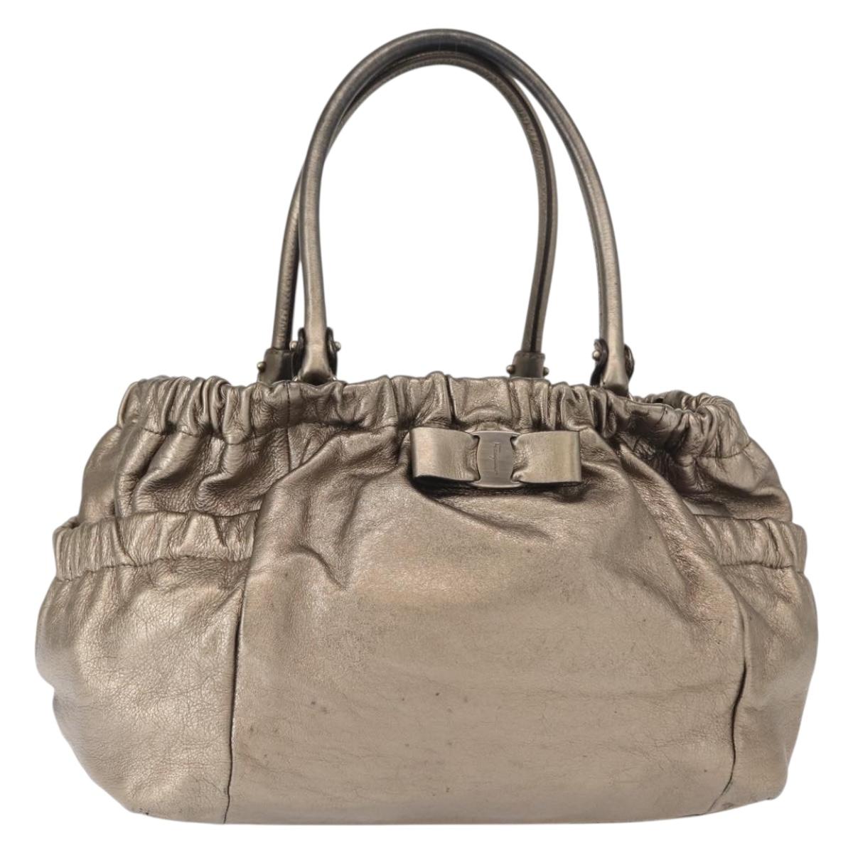 Salvatore Ferragamo Vala Shoulder Bag Leather Gold tone Auth 149548