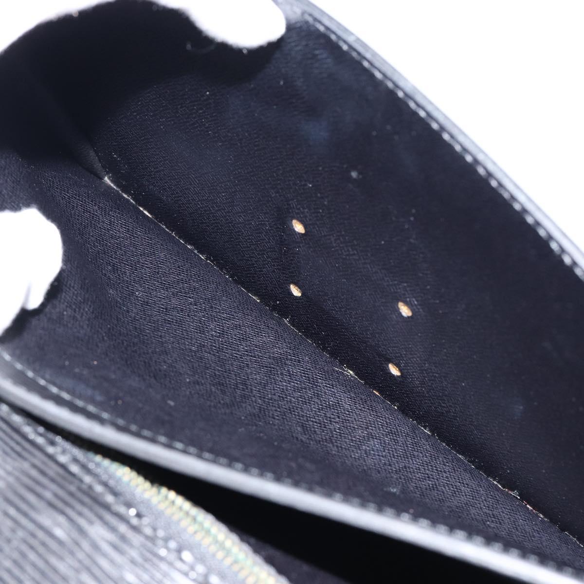 LOUIS VUITTON Epi Serie Dragonne Clutch Bag Black Noir M52612 LV Auth 149598