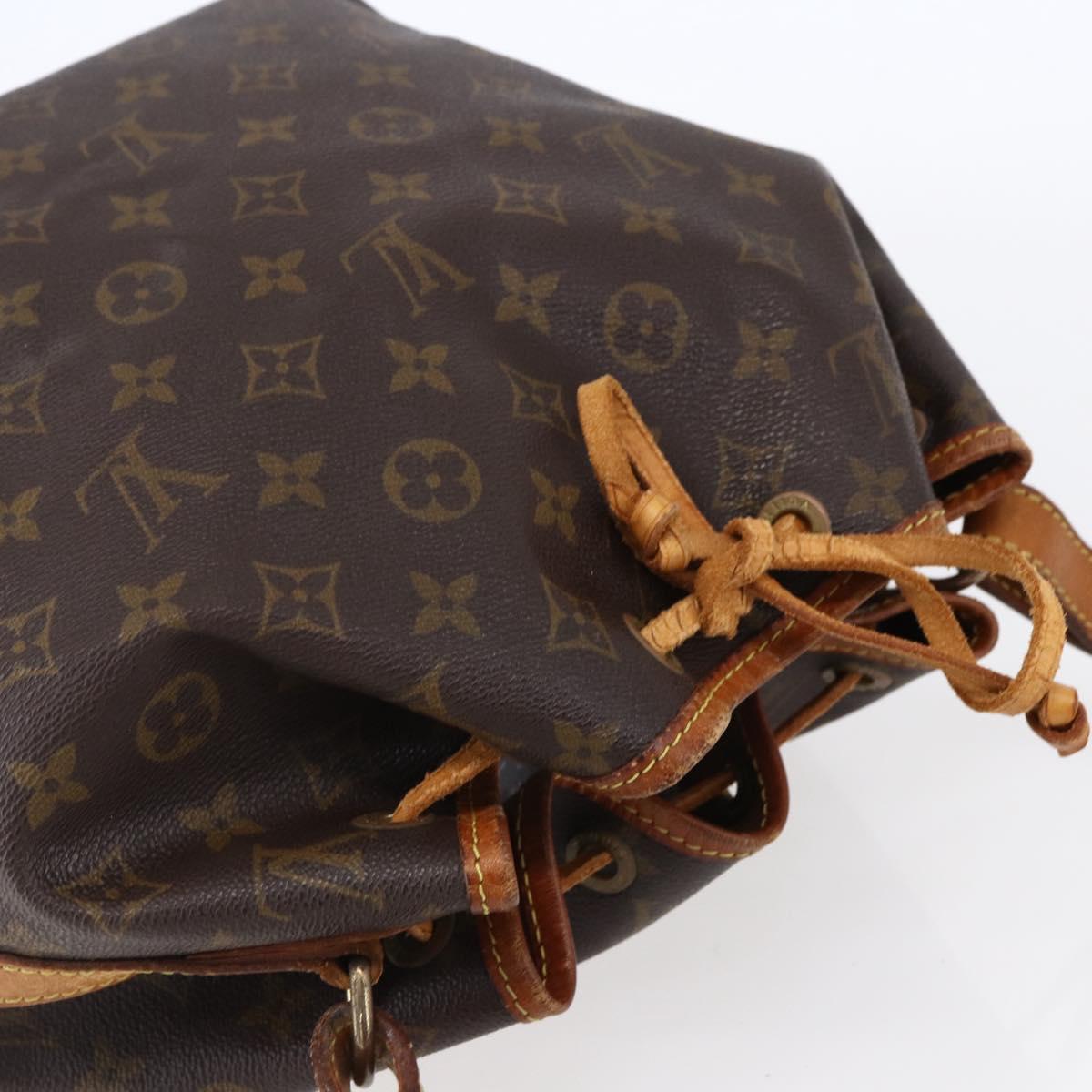 LOUIS VUITTON Monogram Petit Noe Shoulder Bag M42226 LV Auth 150006