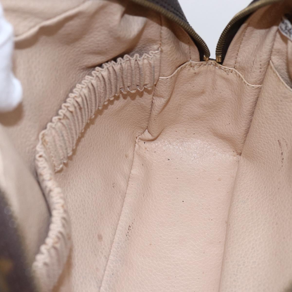 LOUIS VUITTON Monogram Trousse Toilette 28 Clutch Bag M47522 LV Auth 150154