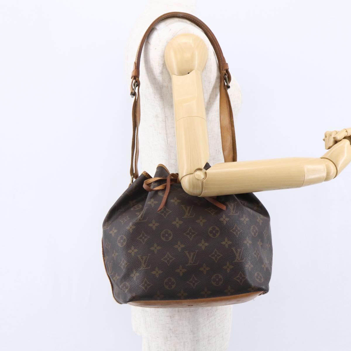 LOUIS VUITTON Monogram Petit Noe Shoulder Bag M42226 LV Auth 150165