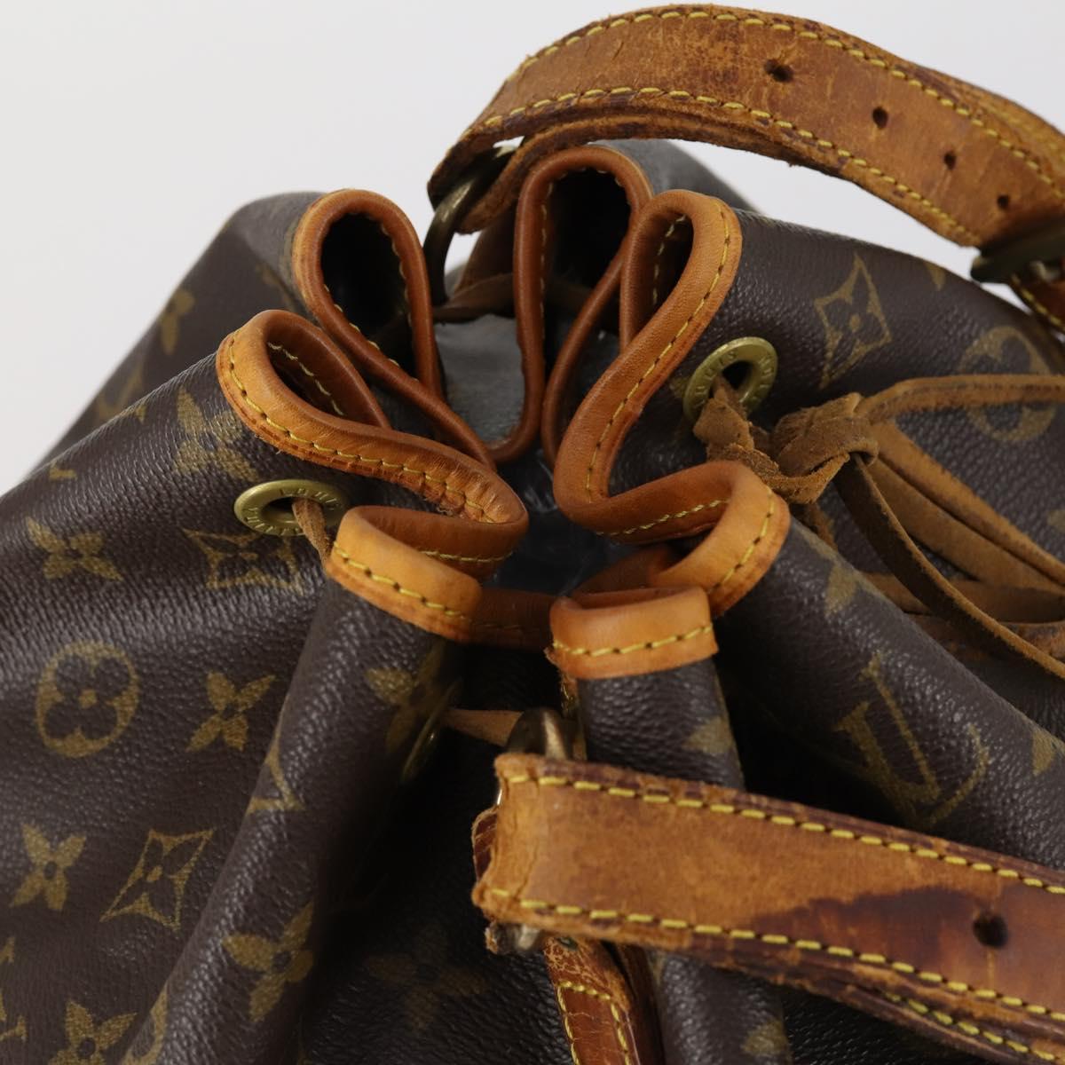 LOUIS VUITTON Monogram Petit Noe Shoulder Bag M42226 LV Auth 150658