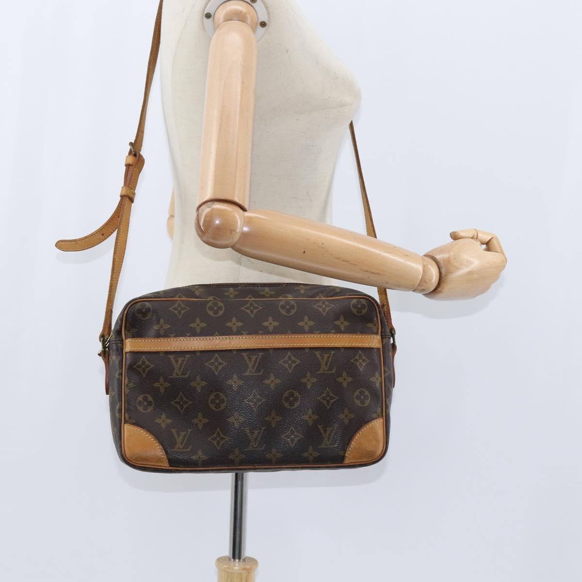 LOUIS VUITTON Monogram Trocadero 30 Shoulder Bag M51272 LV Auth 150671