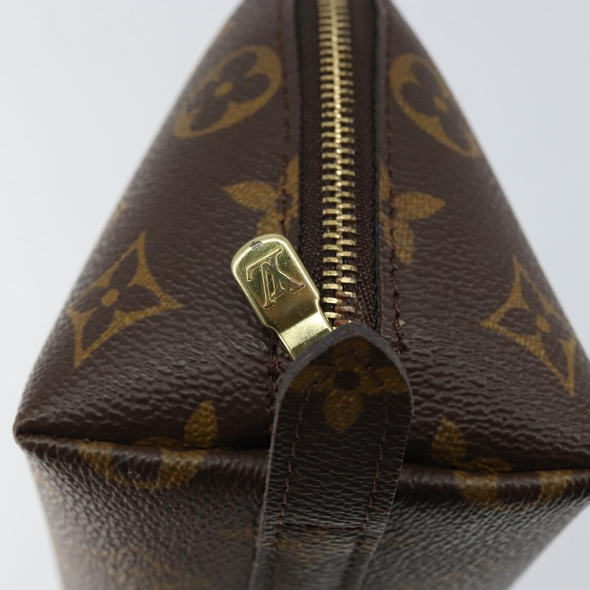 LOUIS VUITTON Monogram Trousse Demi Ronde Cosmetic Pouch M47520 LV Auth 150883