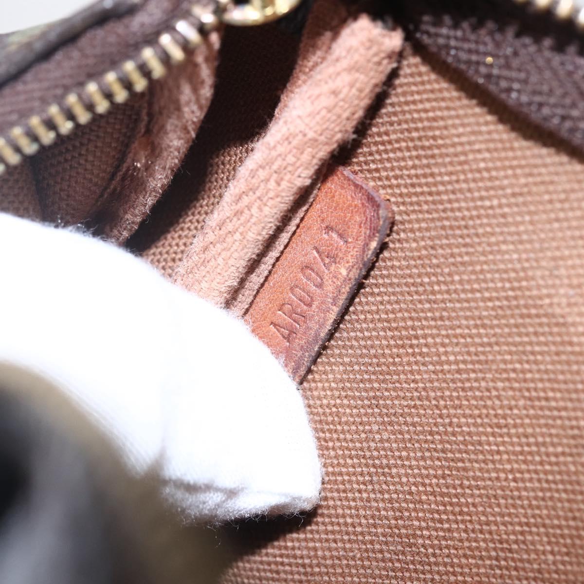 LOUIS VUITTON Graffiti Pochette Accessoires Pouch Khaki M92191 LV Auth 150893