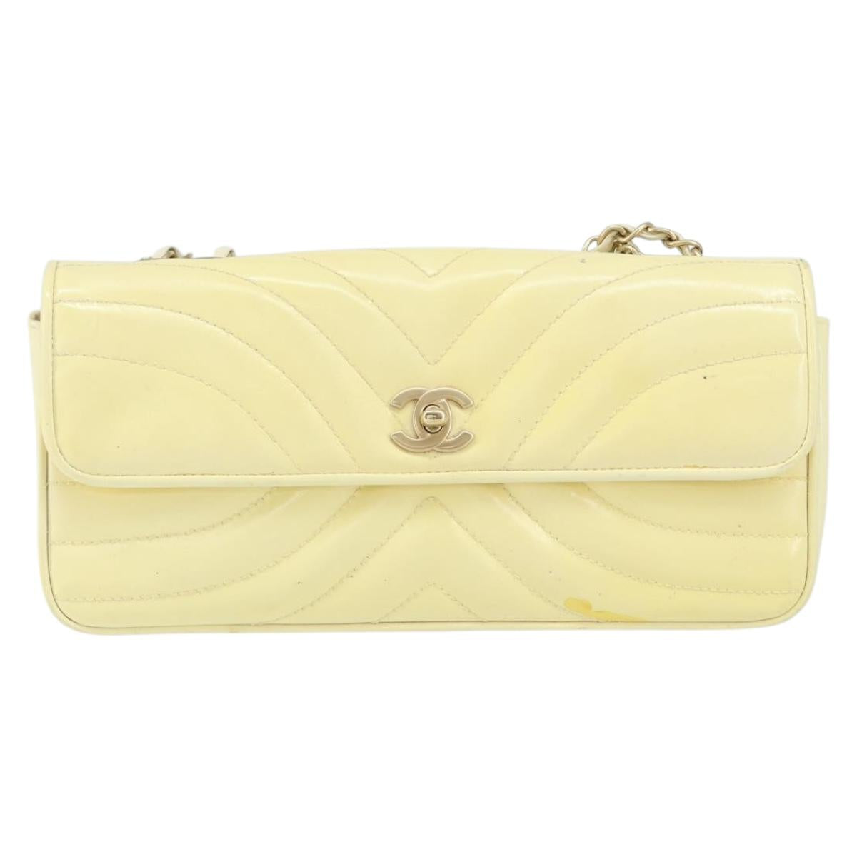 CHANEL Chain V Stitch Shoulder Bag Patent leather White Gold CC Auth 150967