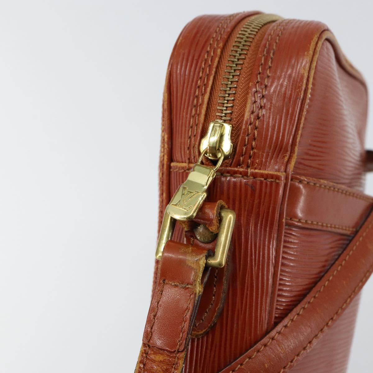 LOUIS VUITTON Epi Danube Shoulder Bag Brown M51694 LV Auth 151088