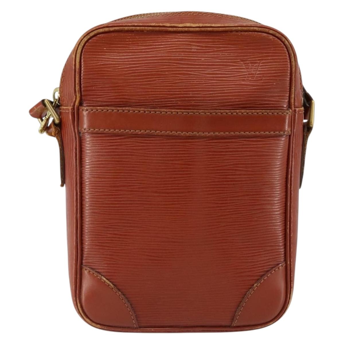 LOUIS VUITTON Epi Danube Shoulder Bag Brown M51694 LV Auth 151088
