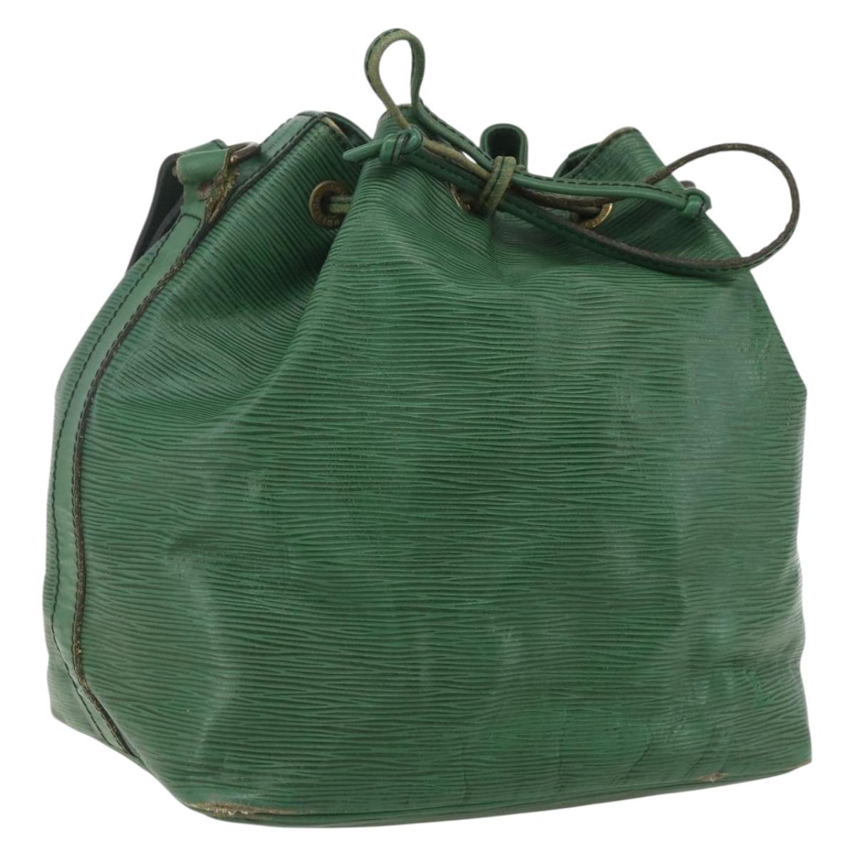 LOUIS VUITTON Epi Petit Noe Shoulder Bag Green M44104 LV Auth 151097