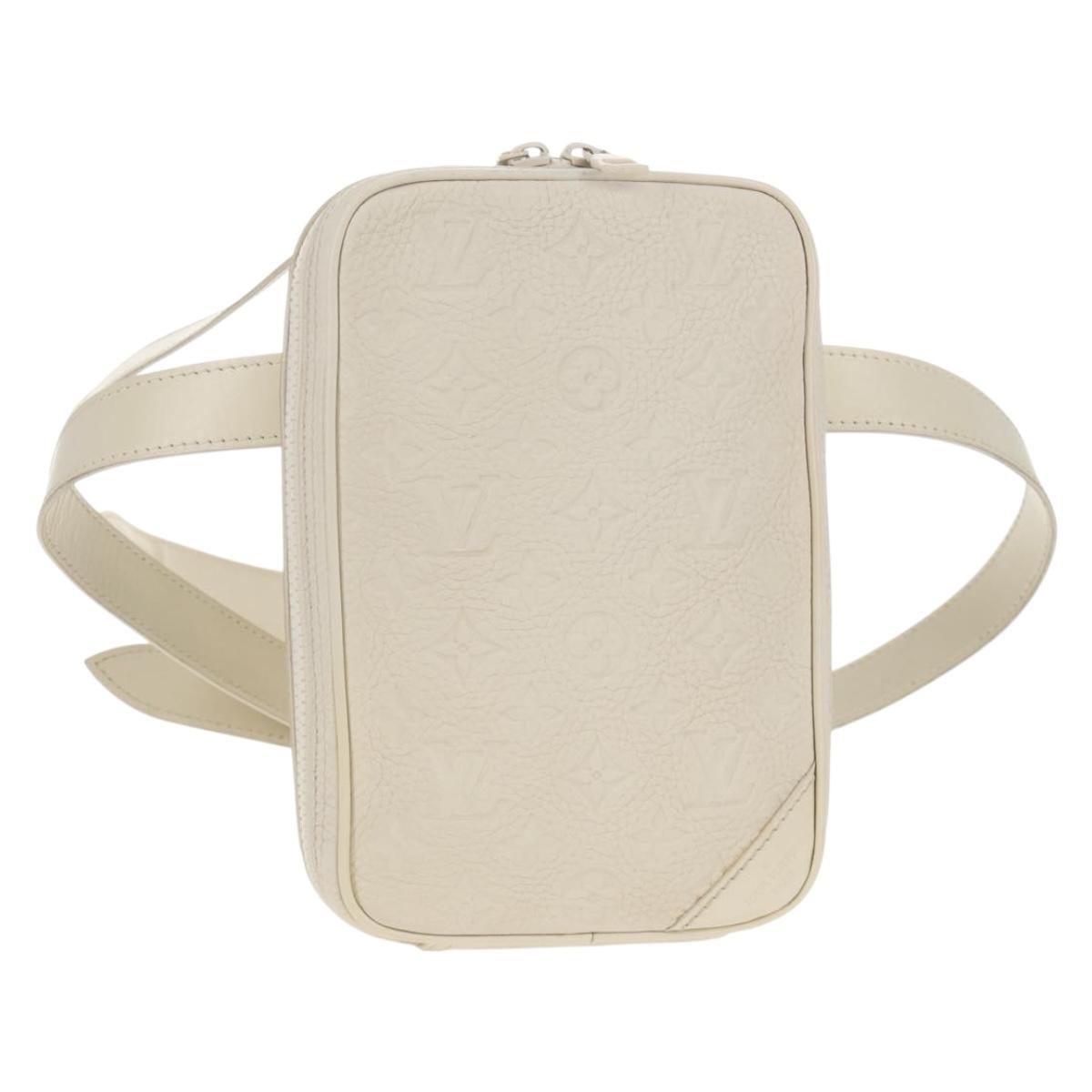 LOUIS VUITTON Taurillon Clemence Monogram Utility Side Bag M53256 Auth 151309M