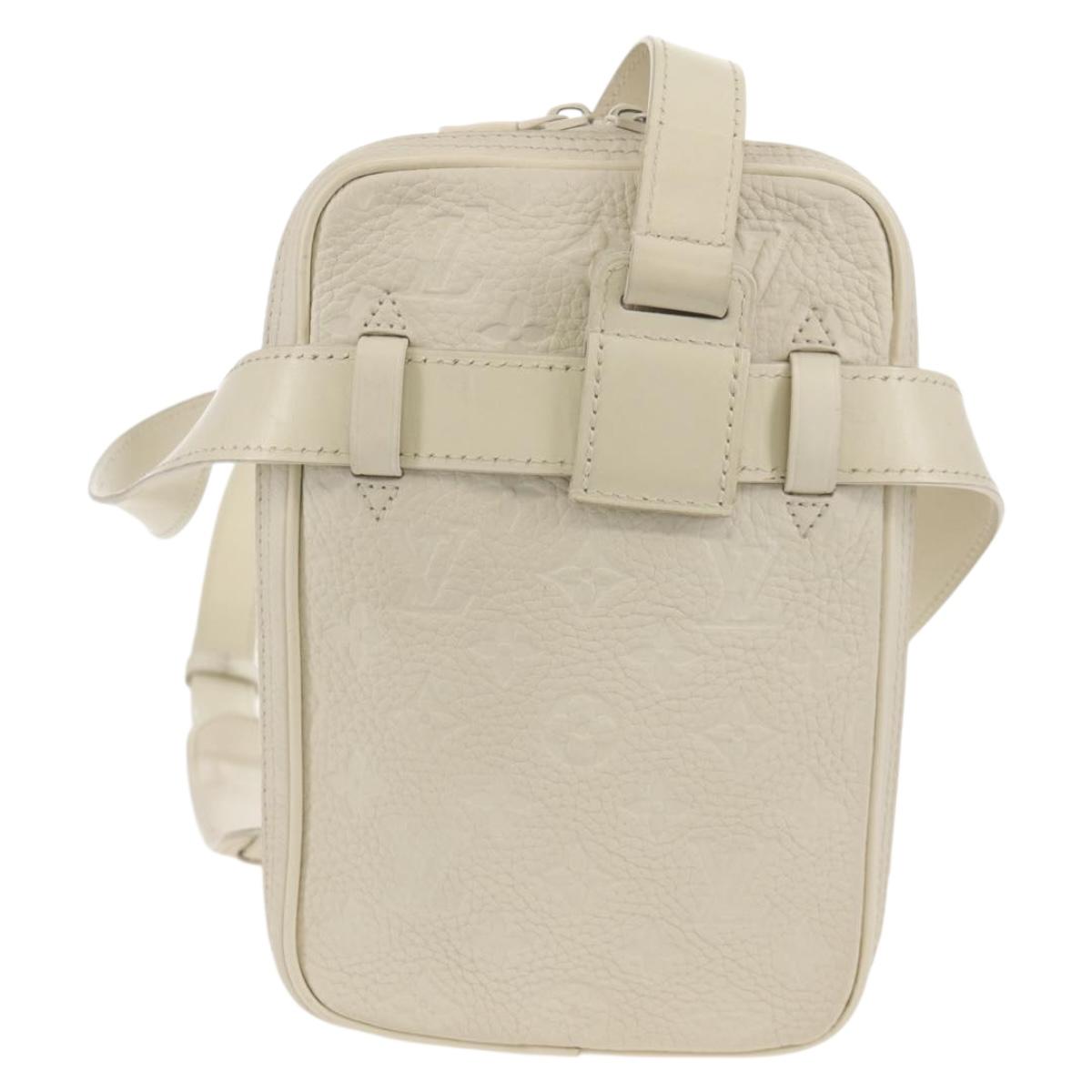 LOUIS VUITTON Taurillon Clemence Monogram Utility Side Bag M53256 Auth 151309A