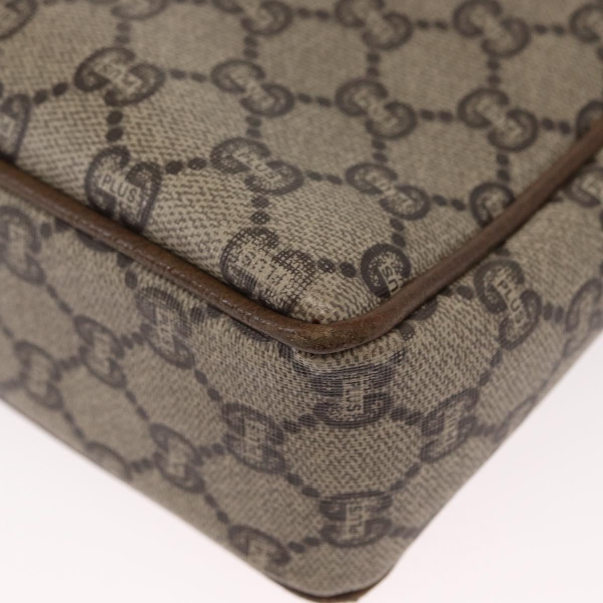 GUCCI GG Plus Supreme Shoulder Bag PVC Beige Gold Auth 151424