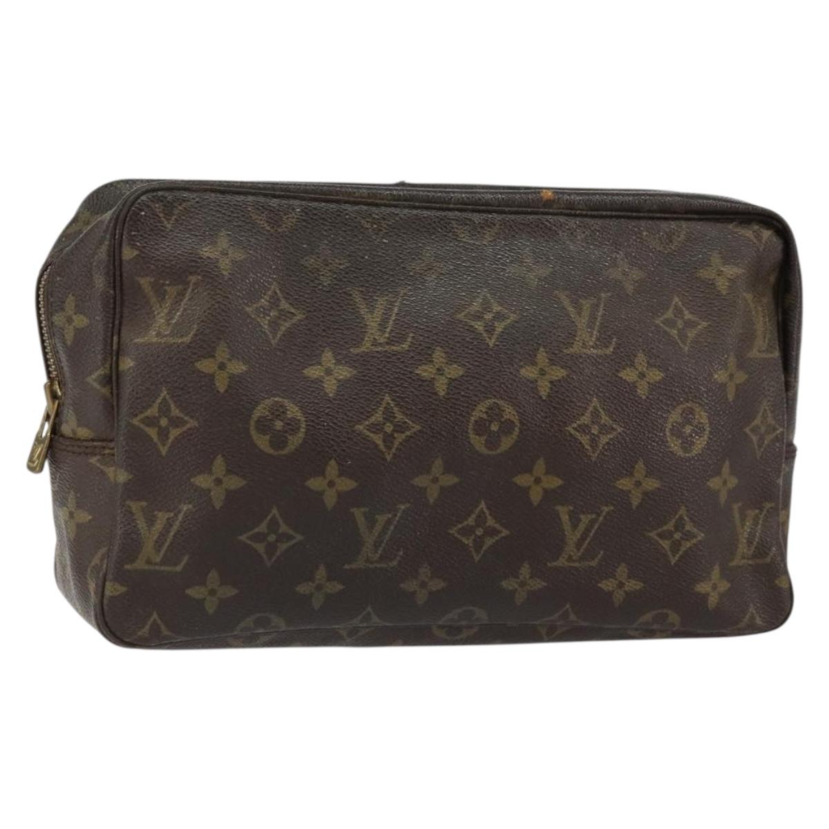 LOUIS VUITTON Monogram Trousse Toilette 28 Clutch Bag M47522 LV Auth 151944