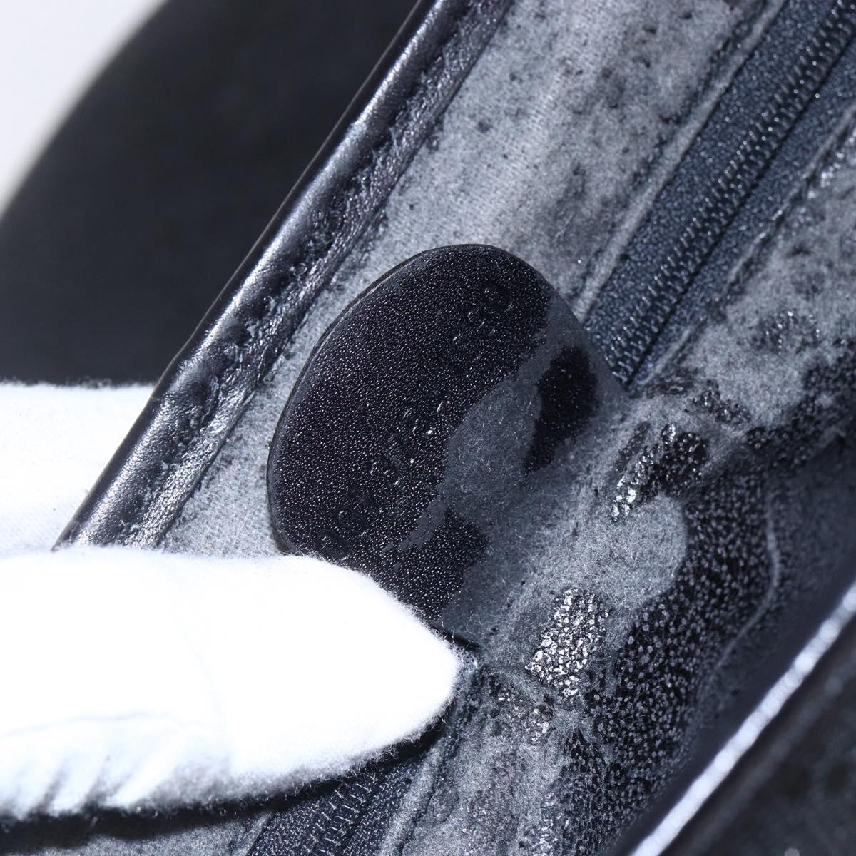 GUCCI GG Canvas Shoulder Bag Black Gold Auth 152003