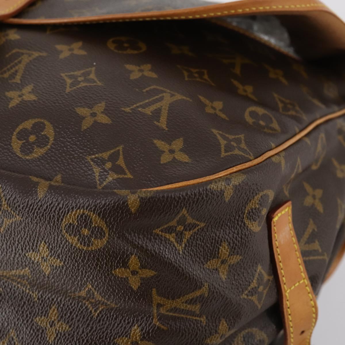 LOUIS VUITTON Monogram Saumur 35 Shoulder Bag M42254 LV Auth 152023