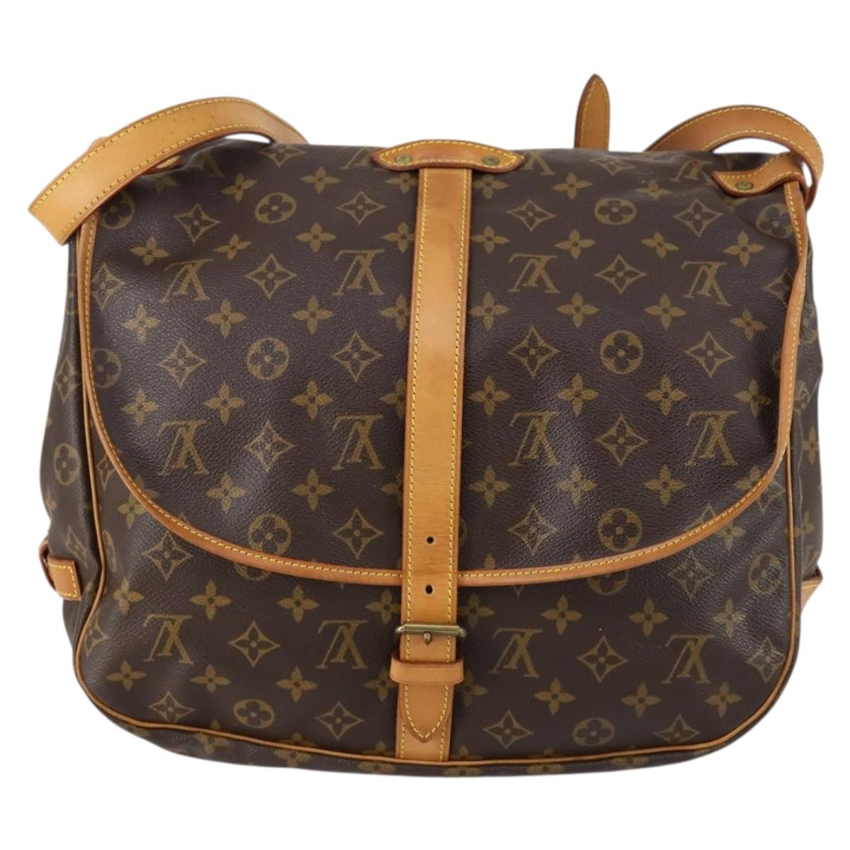 LOUIS VUITTON Monogram Saumur 35 Shoulder Bag M42254 LV Auth 152023