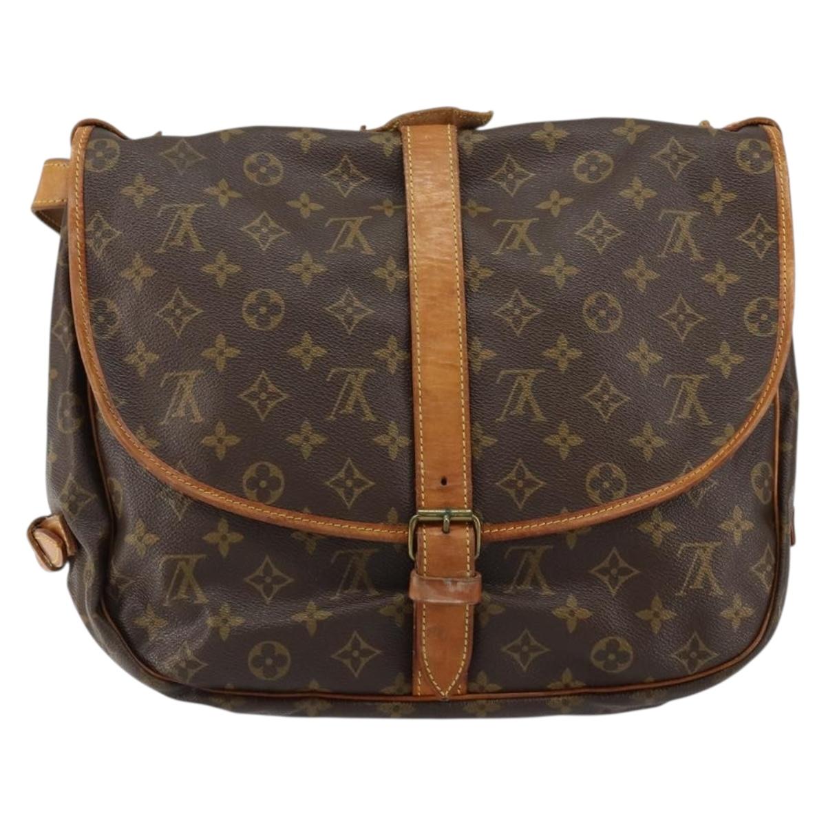 LOUIS VUITTON Monogram Saumur 35 Shoulder Bag M42254 LV Auth 152126