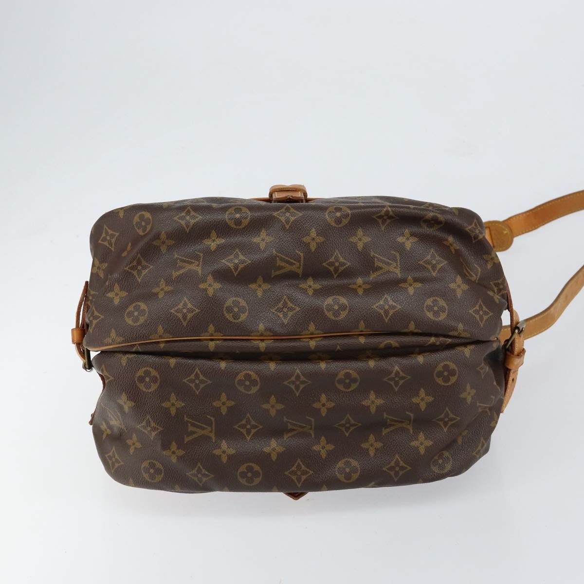 LOUIS VUITTON Monogram Saumur 35 Shoulder Bag M42254 LV Auth 152126