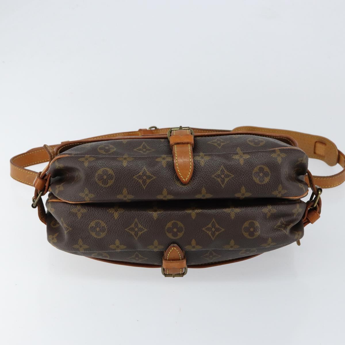 LOUIS VUITTON Monogram Saumur 30 Shoulder Bag M42256 LV Auth 152170