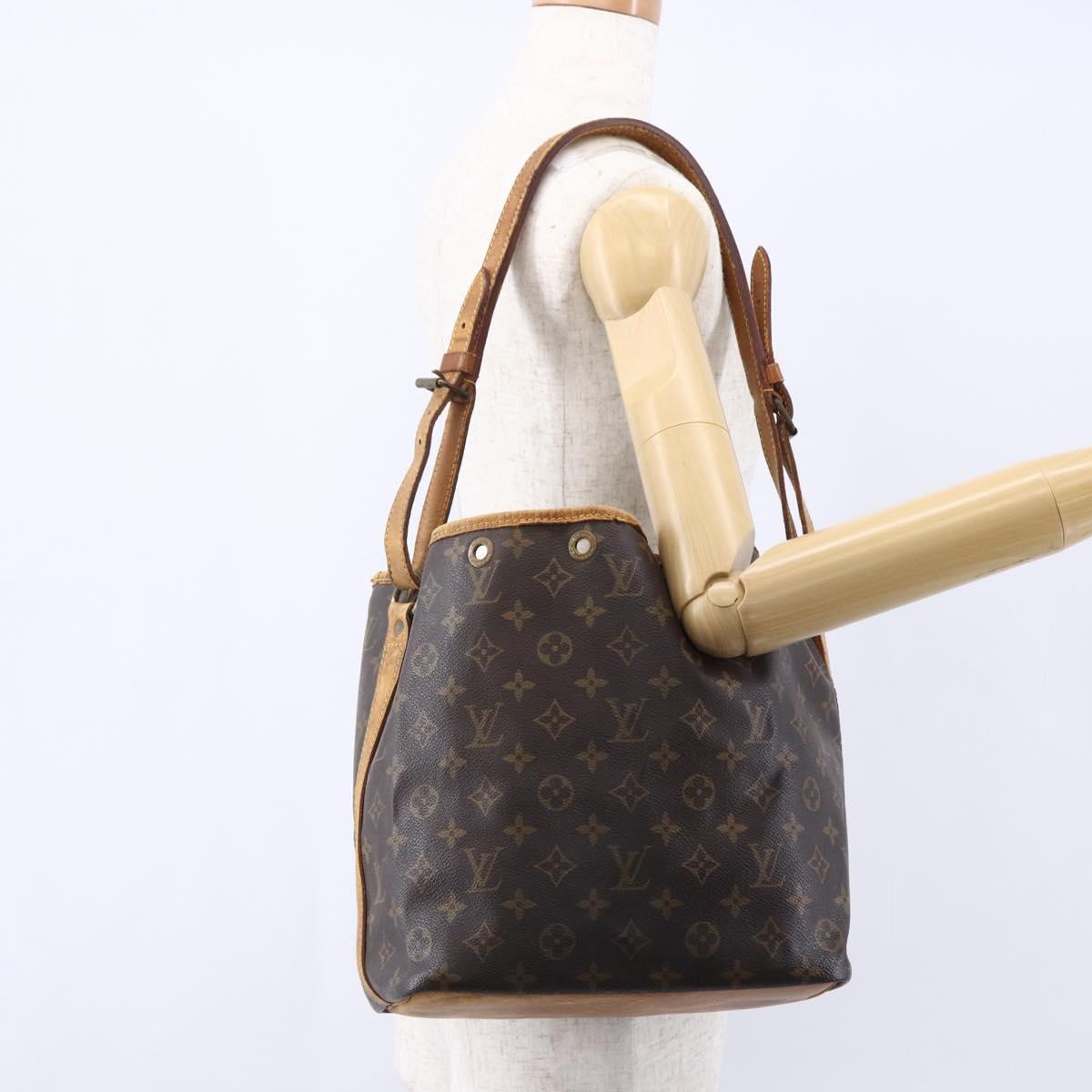 LOUIS VUITTON Monogram Petit Noe Shoulder Bag M42226 LV Auth 152317