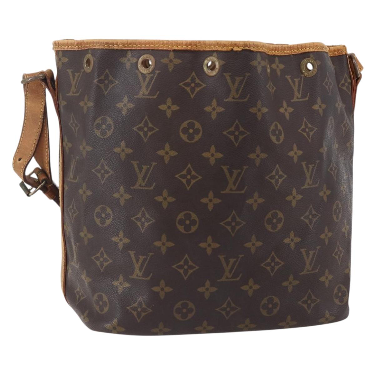 LOUIS VUITTON Monogram Petit Noe Shoulder Bag M42226 LV Auth 152317