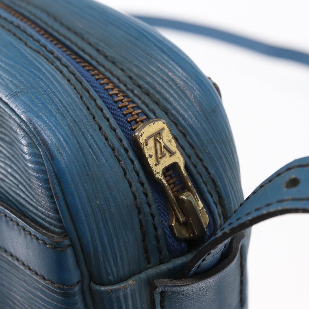 LOUIS VUITTON Epi Jeune Fille MM Shoulder Bag Toledo Blue M52155 LV Auth 152333