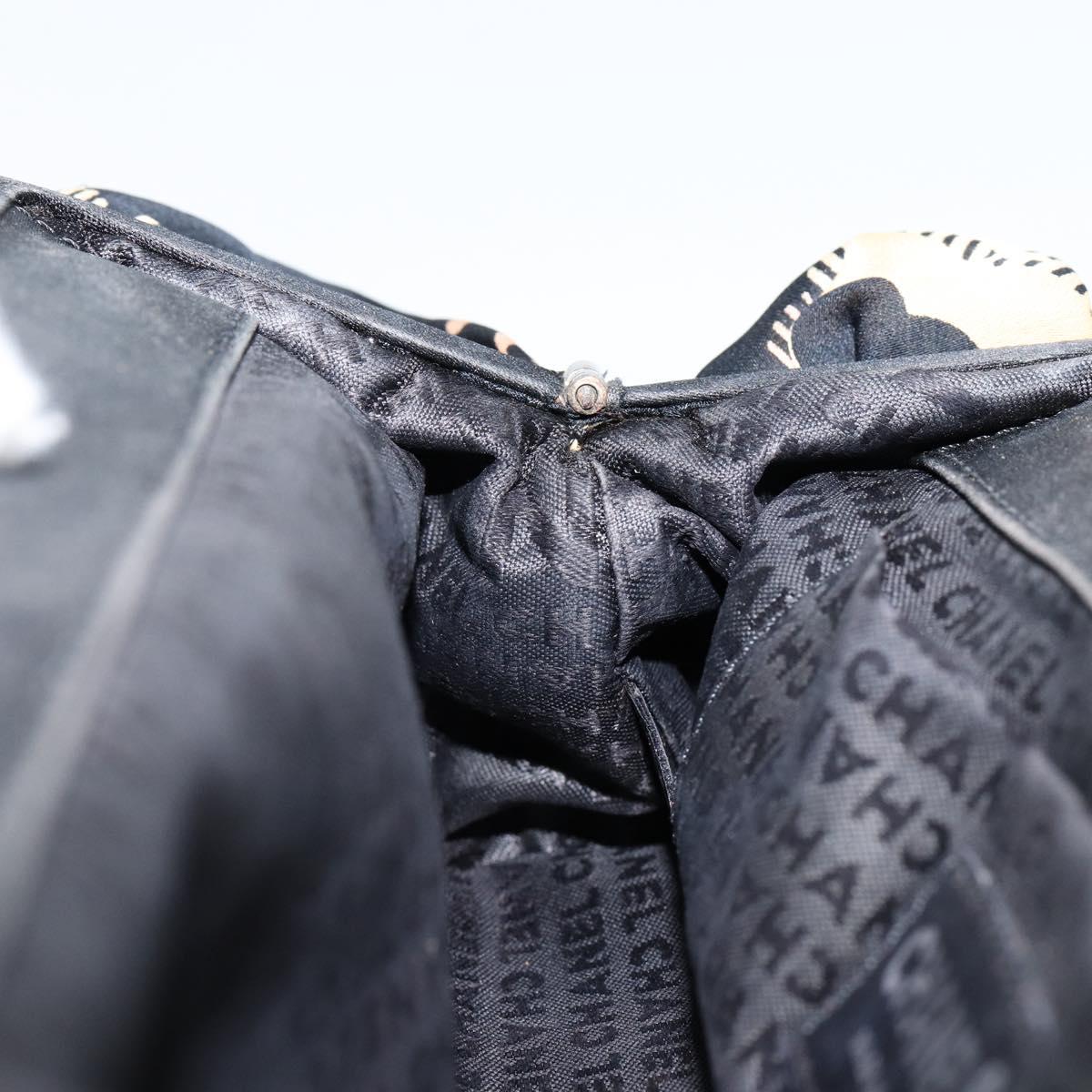 CHANEL Clutch Bag Silk Navy CC Auth 152371