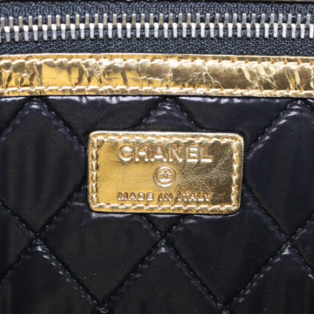 CHANEL Clutch Bag Leather Gold CC Auth 152375SM