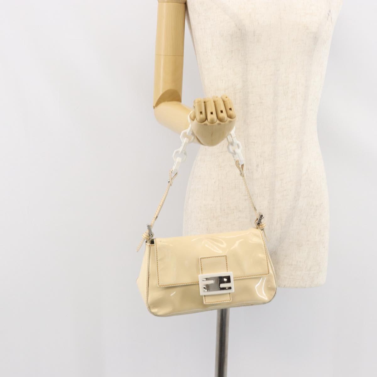 FENDI Mamma Baguette Shoulder Bag Enamel Beige Auth 152380