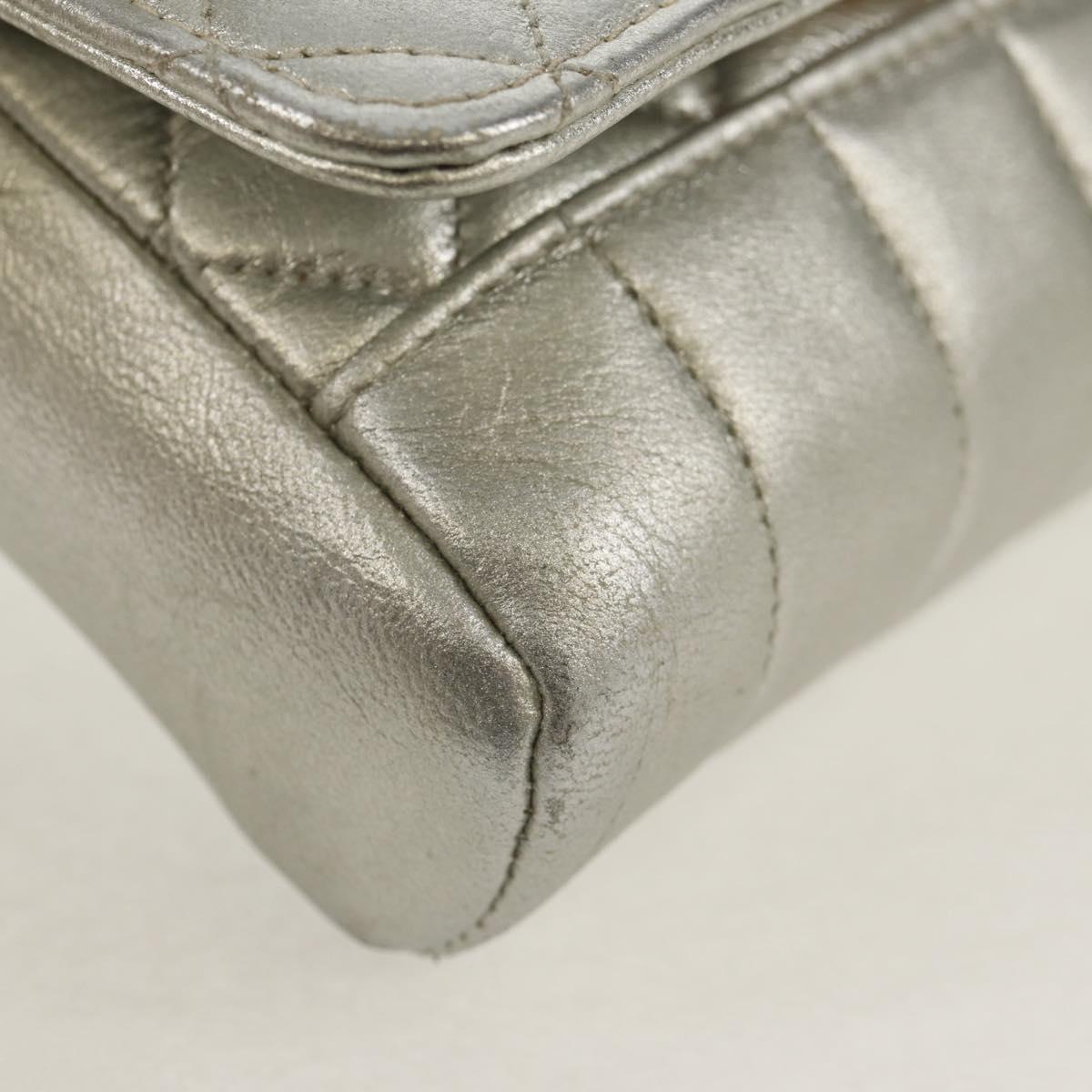 CHANEL Matelasse Shoulder Bag Leather Silver Gold CC Auth 152450AV