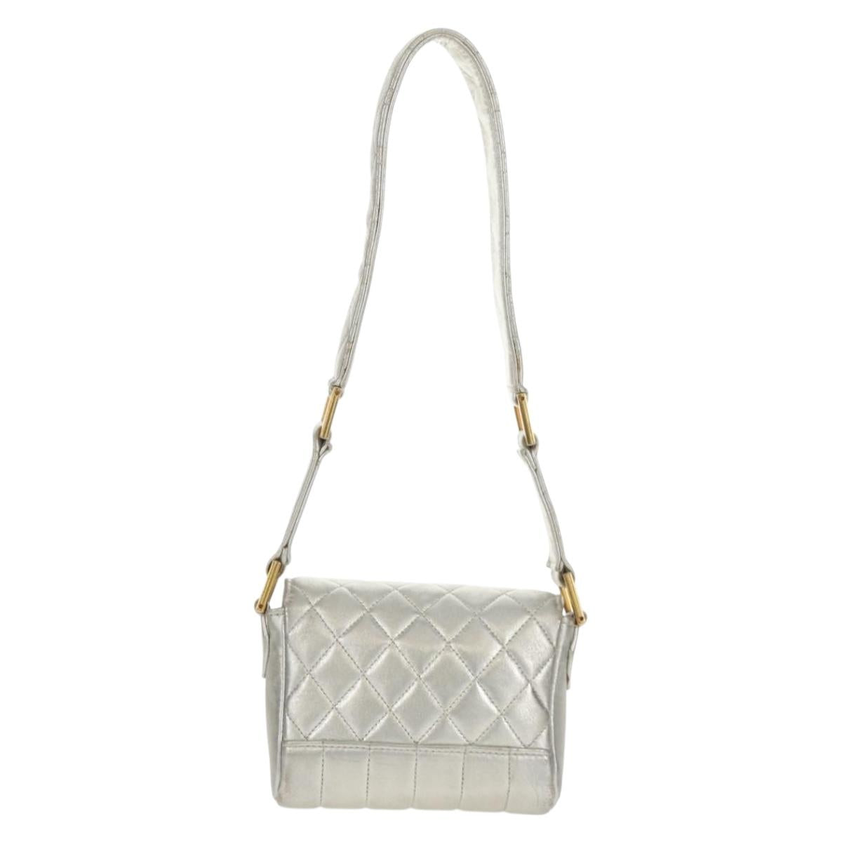 CHANEL Matelasse Shoulder Bag Leather Silver Gold CC Auth 152450AV